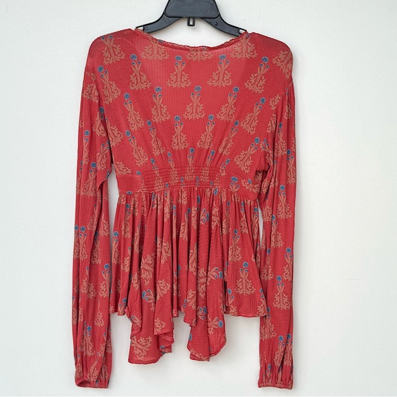 FREE PEOPLE Floral Ruffle Boho Peasant V-Neck Top Long Sleeve Rayon Brick Red XS - Picture 6 of 6